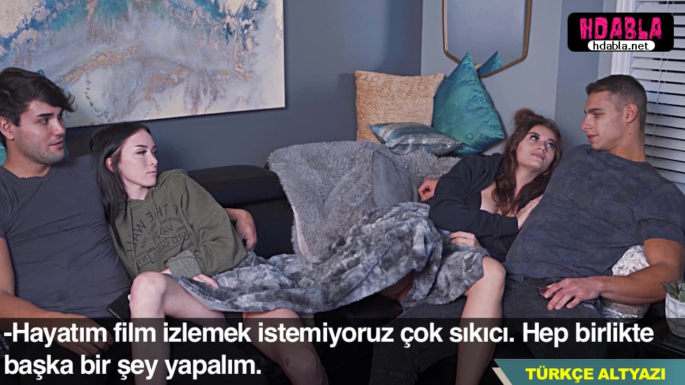 Film izleriz ayağına eve getirdiğimiz kızları swinger yaptık