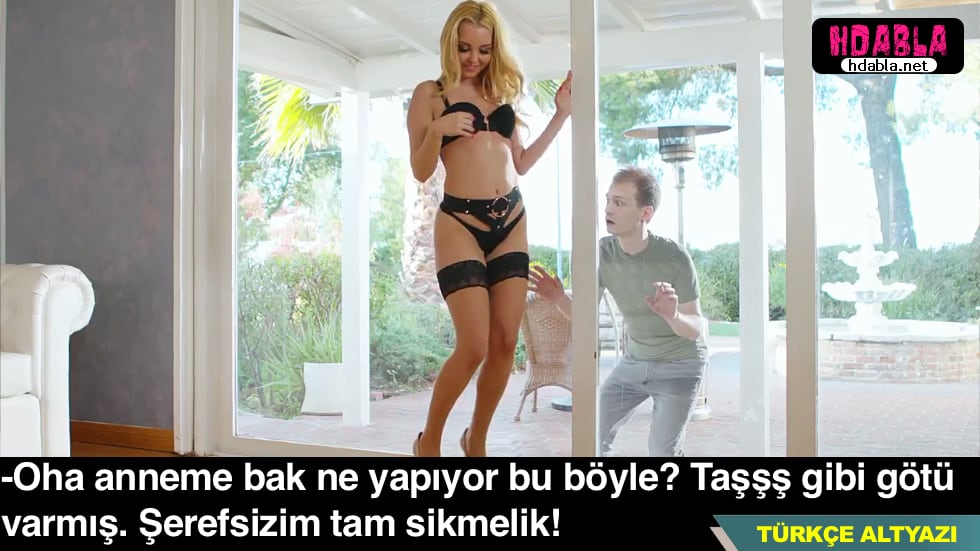 Eve geldiğinde Annesini Striptiz yaparken yakaladı Camdan izledi